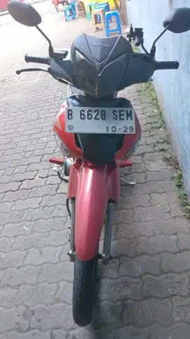 Supra x 125, pajak on, surat2 lengkap, mesin sehat normal tinggal gass