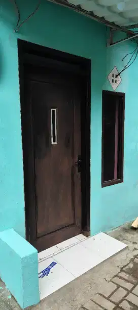 Dikontrakan kamar