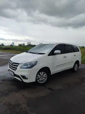Toyota Kijang Innova 2013 Bensin