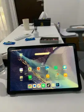 Redmi Pad SE Tablet (Gratis keyboard dan pen)