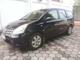 Grand Livina 1.5 XV AT 3 baris