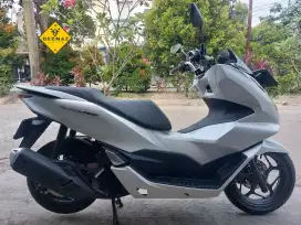 KM Rendah‼️ PCX 160 CBS Putih 2023 Cash, Kredit & Tukar Tambah