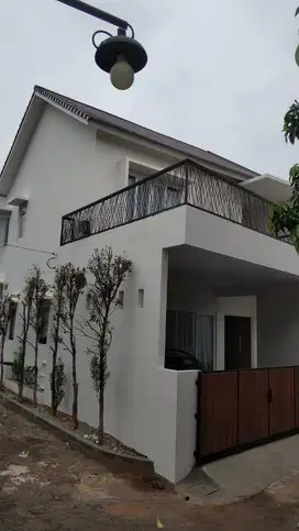 Rumah 2 Tingkat Fungsional