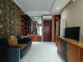 Disewa 2BR Semi Furnish cantik siap Huni View Pool
