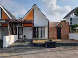 Rumah di Untung Suropati Semarang