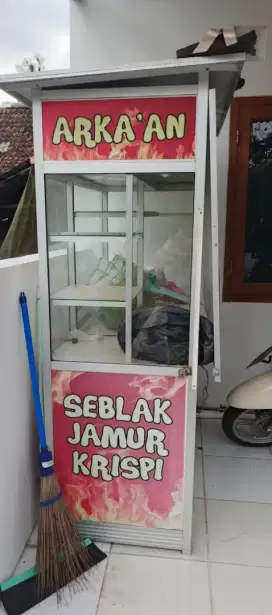 Gerobak jualan permanen (tanpa roda)