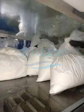 Seimbangkan pH, Jaga Kesehatan Kolam Renang - Soda Ash