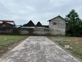 300 JutaanTanah Sleman 1km Ringroad Barat Jogja