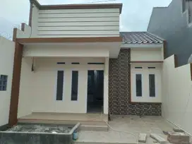 Rumah siap huni DP 0% lokasi 10 menit ke stasiun depok