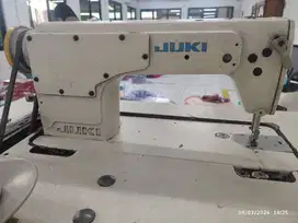DICARI MAKLUN SPREI DAN BEDCOVER