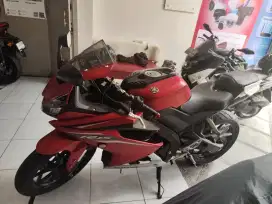 Yamaha R15 low km 5000