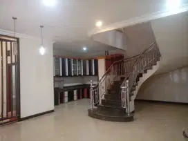 Dijual Rumah 2 Lantai Perum Kosambi Baru, Jakarta Barat