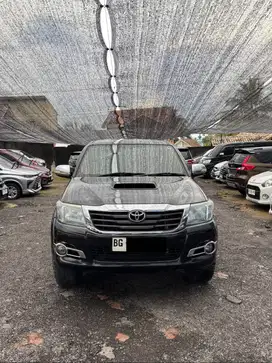 hilux g DC 4x4 manual 2013