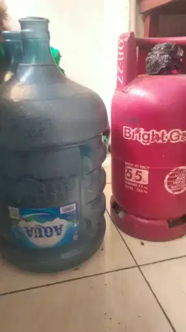 Di jual tabung gas 5.5kg dan 2 galon kosong