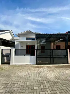 Rumah Selatan Kampus UAD Dalam Perumahan 10 Menit Ke Pusat Jogja