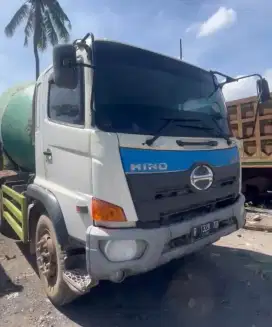 TRUK MIXER 7 KUBIK HINO 500 FM 260 JM TAHUN 2015&2017