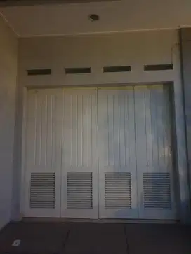 (Nego sampe jadi) Pintu Garasi Besi Rel Sliding Perumahan Paramount GS