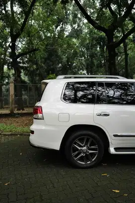 Lexus LX570 2014 Bensin