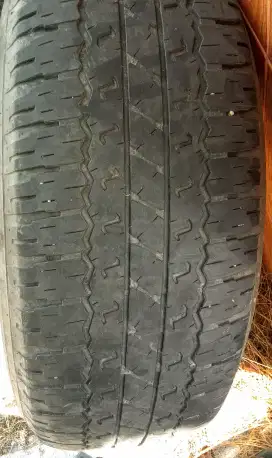 Ban Brigestone Dueler A/T 265/65 R17.copotan Fortuner 2022