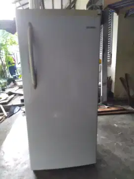 Kulkas Samsung 1 pintu