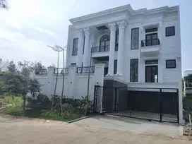 Rumah baru cluster depan swimming pool sentul city