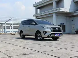 Ready !!! Toyota Innova 2.4 G MATIC AT Diesel 2024 Silver KM 14RB