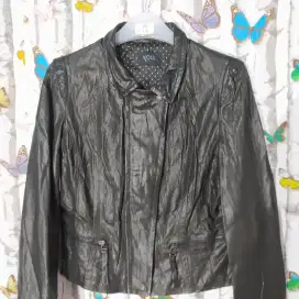 Jaket kulit lembut