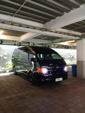 DIJUAL HIACE COMMUTER SPEK PARIWISATA