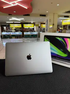 Macbook pro m1 13inch 512Gb resmi ibox