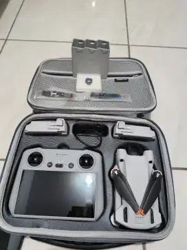 DJI Mini 3 Pro Combo