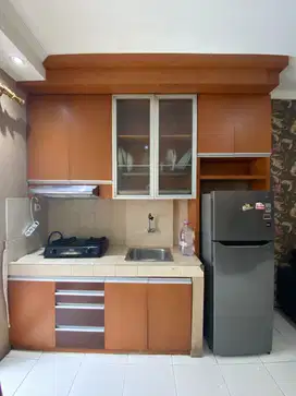sewa 2BR furnish lantai rendah siap HUNI Apt.Mediterania garden 2