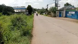 Dijual tanah tanah kebun di zona industri di karawang