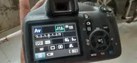 Bismilah jual cepat kamera canon eos1100d komplit