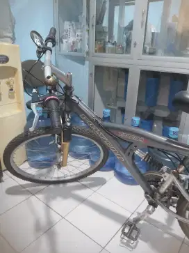 Sepeda MTB Polygon Takeda fullsus uk 26