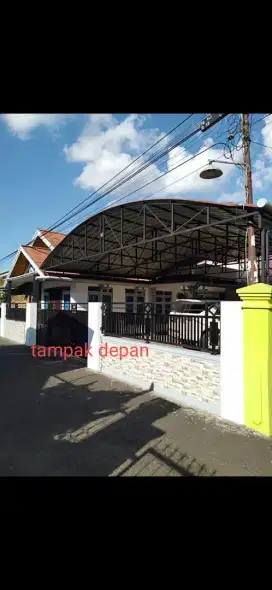 Rumah besar lokasi strategis di siantan pontianak