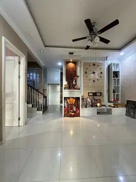 Dijual Villa Siap Huni Di Komplek Citraland Gama City