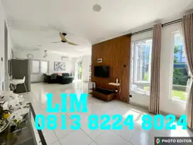 DIJUAL RUMAH BAGUS POSISI HOOK LT 252 KOTA WISATA CIBUBUR BOGOR