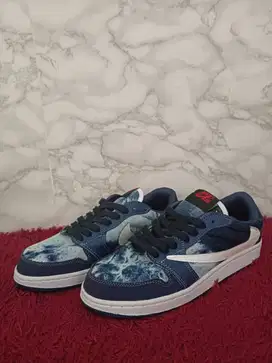 Sepatu Nike AJ 1 Low Washed Denim