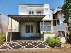 Rumah Mewah di BSB city dekat mall dan kampus unika
