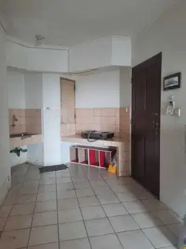 Mediterania 1 Tanjung Duren 2 BR Sudut Unfurnish 2 AC & 1 WH