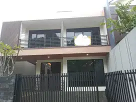 Rumah Baru 2 Lantai Depan Green Area Sentul City Bogor