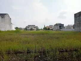 Kavling Eksklusif di Komplek Perumahan