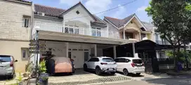 Dijual Rumah Kost 2,5 Lantai di Komplek Permata By Rumah Chinida
