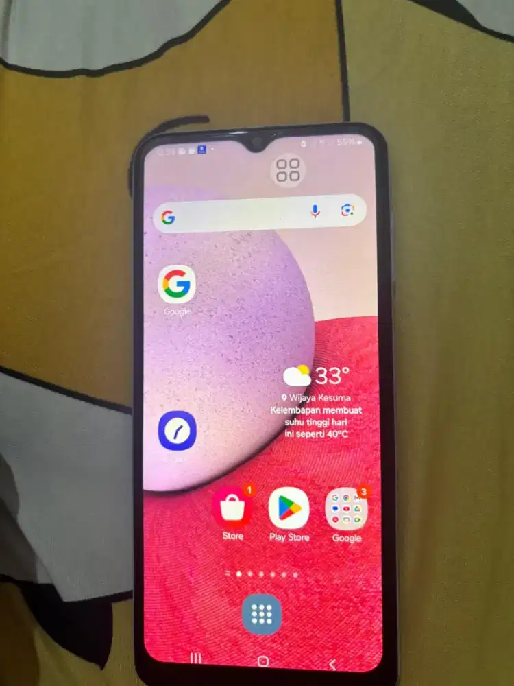 Samsung A13 kondisi 98 % masih bagus mulus pakai dari baru