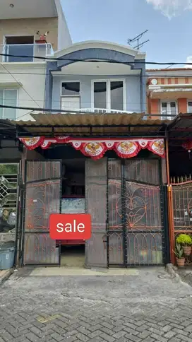 Dijual Rumah Siap Huni di Permata Taman Palem, Jakarta Barat