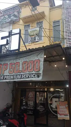Disewakan Ruko 2,5 Lantai di Taman Palem Lestari
