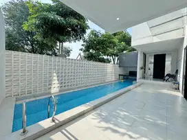 Rumah Mewah 3,5 Lantai di Kebayoran Symphony BSD – Lokasi Premium.