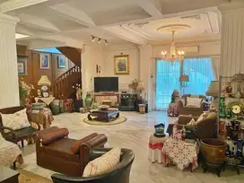 Dijual Rumah dalam Komplek di Tebet, Jalan Lebar, Harga di Bawah NJOP