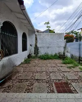 Dijual rumah Lebak Lestari Indah Residence Jakarta selatan