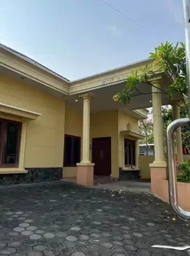 Rumah luas di dekat Durian Raya, Banyumanik